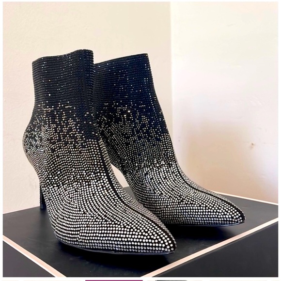 White House Black Market Shoes - White House Black Market Women's Black Ankle Boots Ariana Sparkle mid heel size8